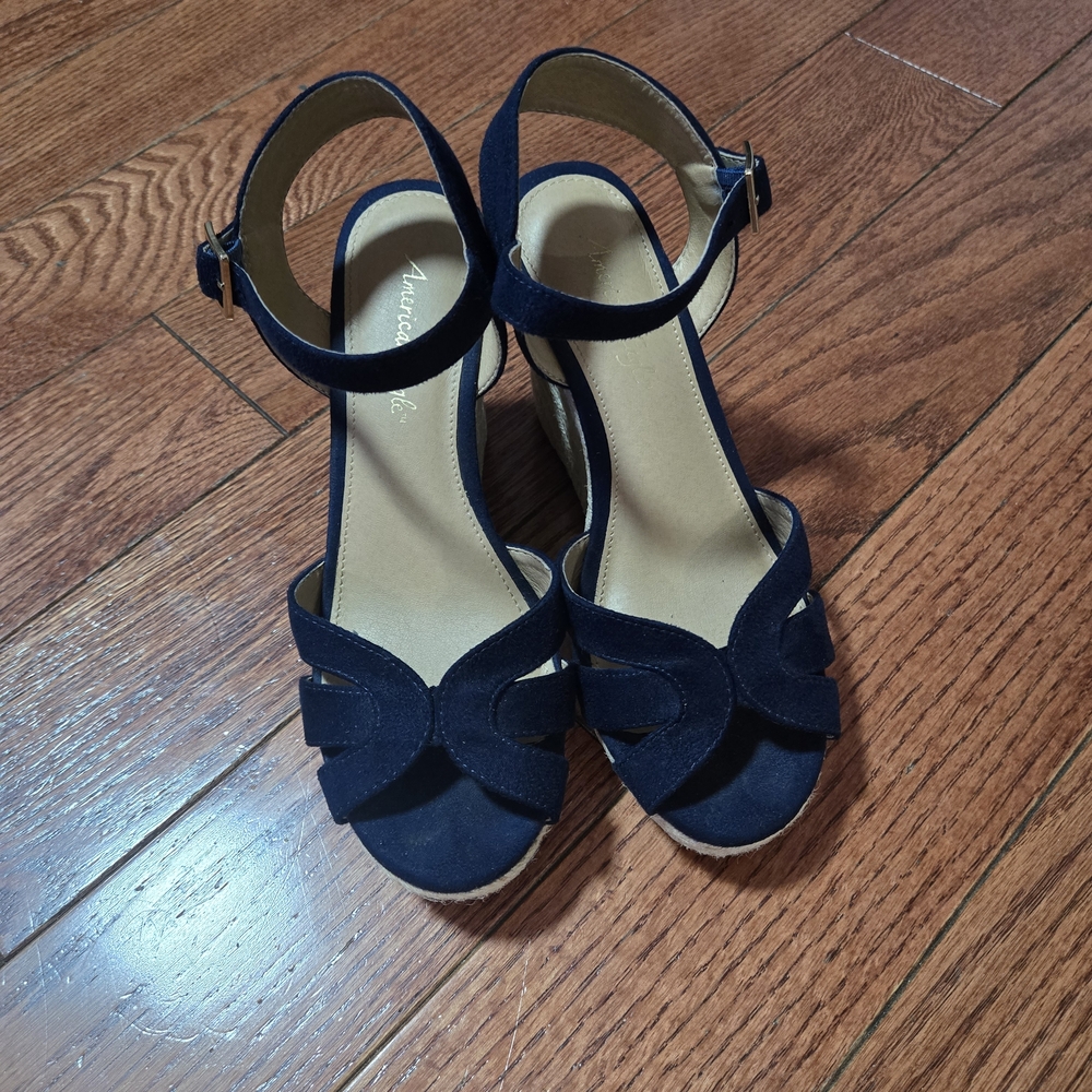 Elegant Black Ankle Strap Sandals